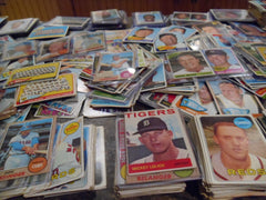 250 Cards In 32-38 Year Old Baseball Packs From Sealed Cases! FREE Mantle Card!-5