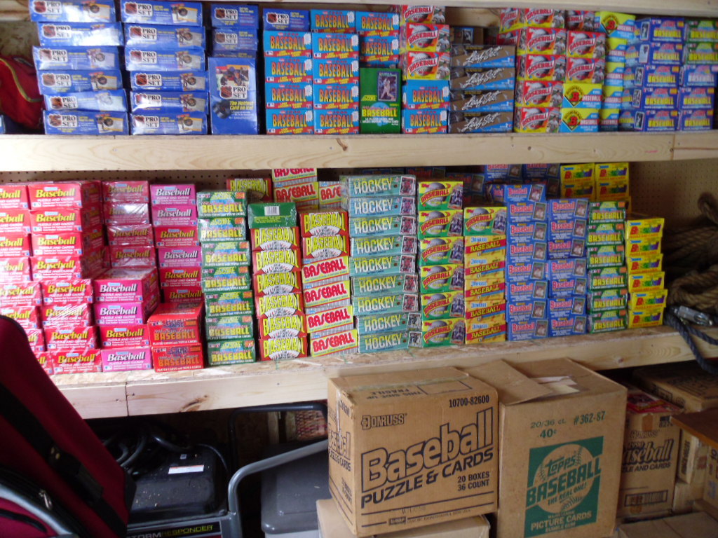 250 Cards In 32-38 Year Old Baseball Packs From Sealed Cases! FREE Mantle Card!